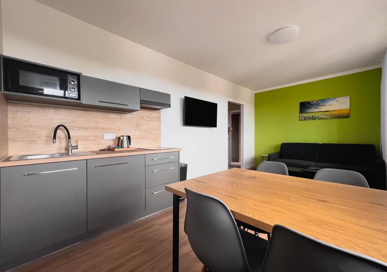 Apartmany Hotelu Ostry Železná Ruda Buitenkant foto